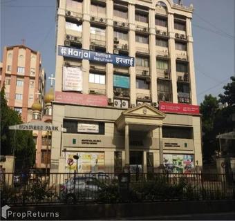 
                      Office in Malad West, Mumbai