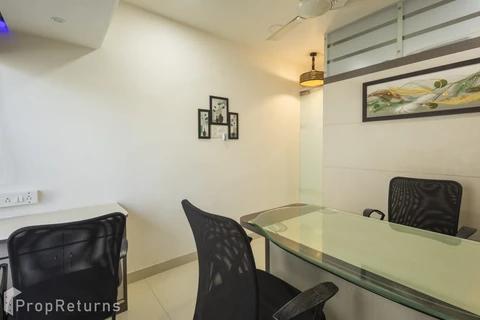 
                          Office in Vile Parle East, Mumbai