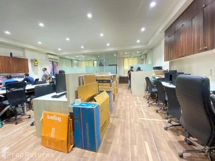 
                          Office in Goregaon East, Mumbai