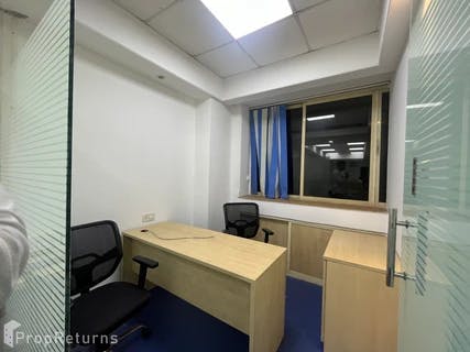 
                          Office in Nariman Point, Mumbai