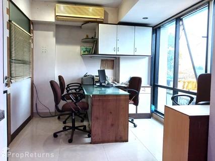 
                          Office in Khar West, Mumbai